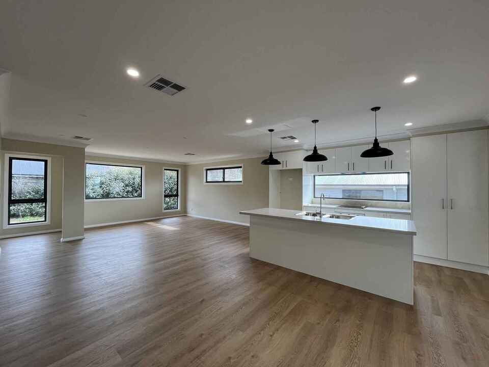 8a Watson Road Moss Vale