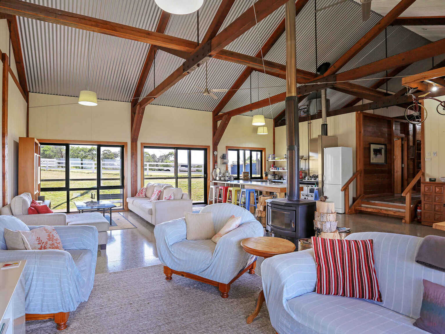 2295 Tugalong Road Canyonleigh
