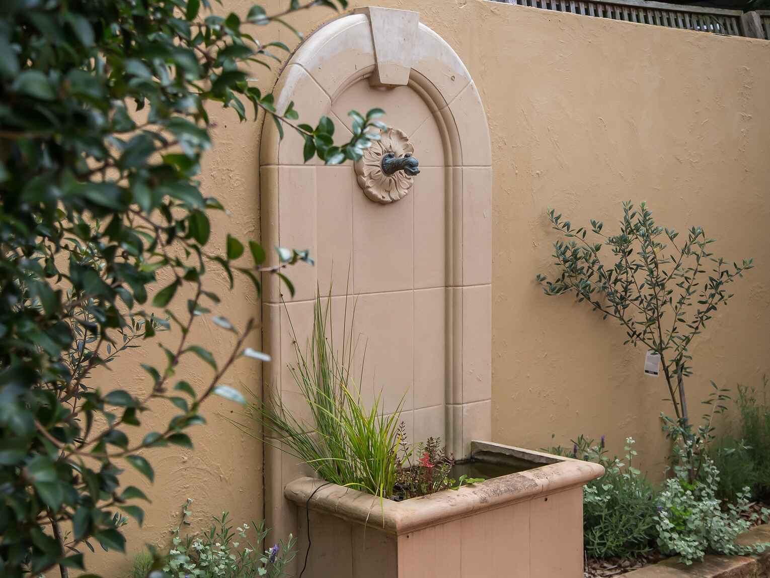 71 Middle Road Exeter