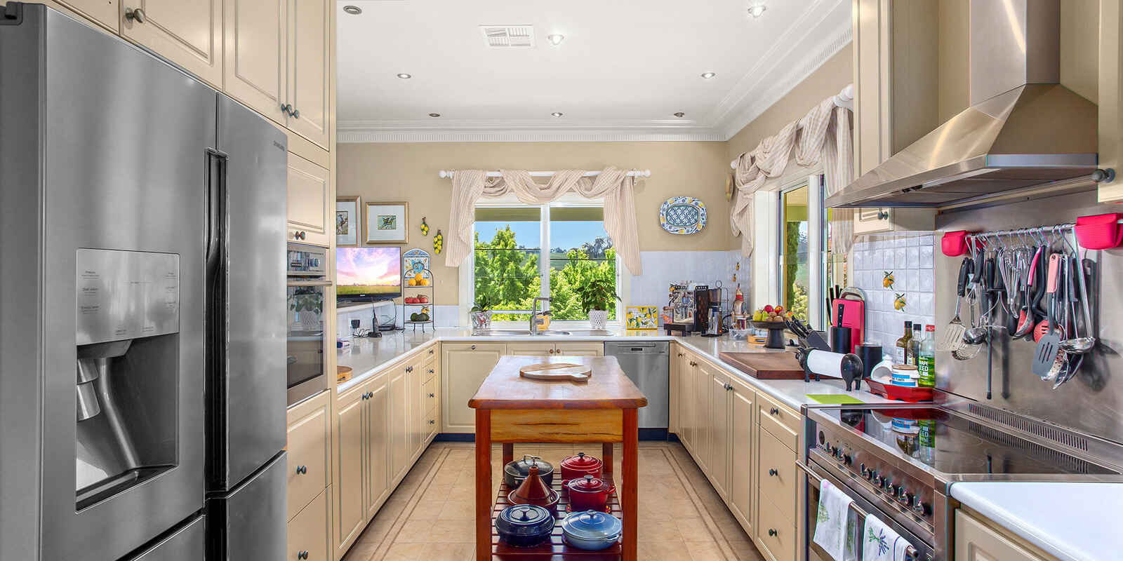 'Grasmere Farm' 294 Meryla Road Moss Vale 'Grasmere Farm' 294 Meryla Road Moss Vale