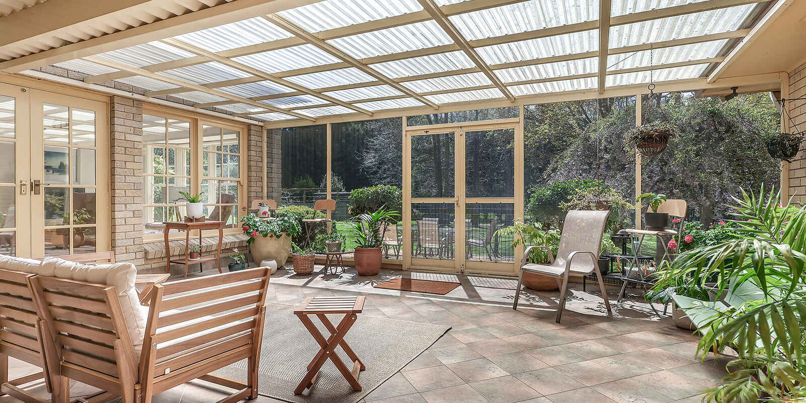 122 Cornwall Road Exeter 122 Cornwall Road Exeter