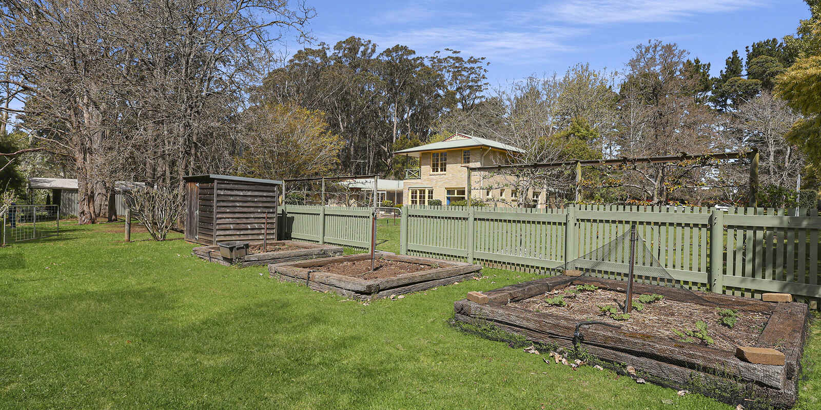 122 Cornwall Road Exeter 122 Cornwall Road Exeter