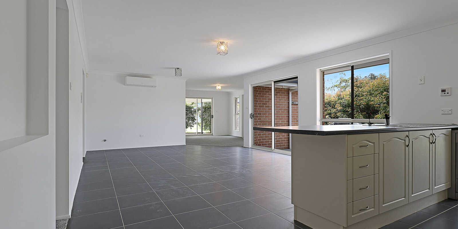 43 Parkes Road Moss Vale 43 Parkes Road Moss Vale