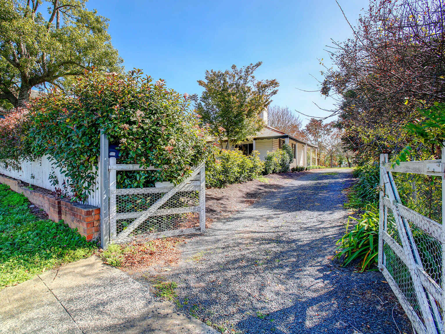 561-565 & 567 Argyle Street Moss Vale 561-565 & 567 Argyle Street Moss Vale