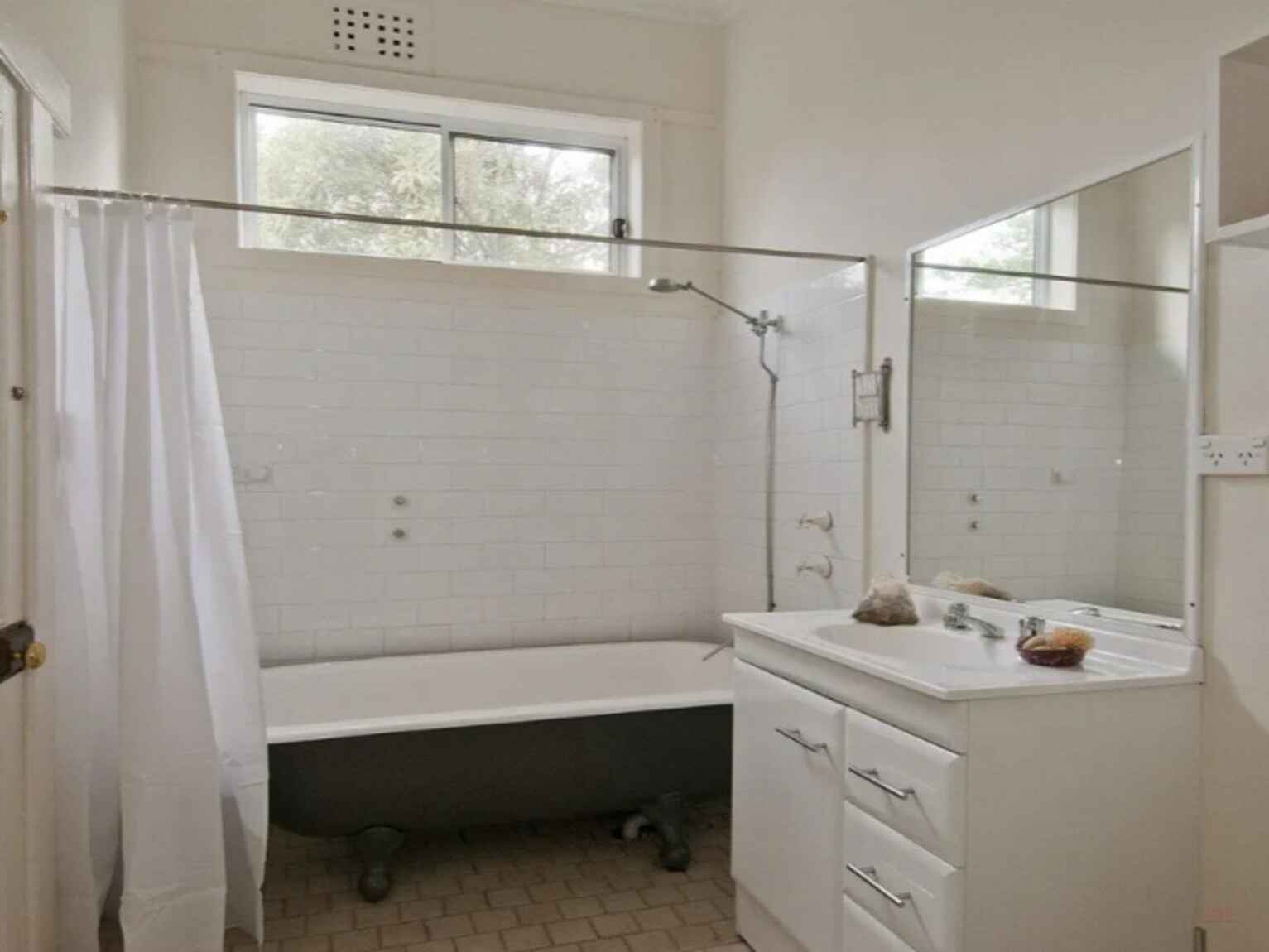 20 Holly Street Bowral