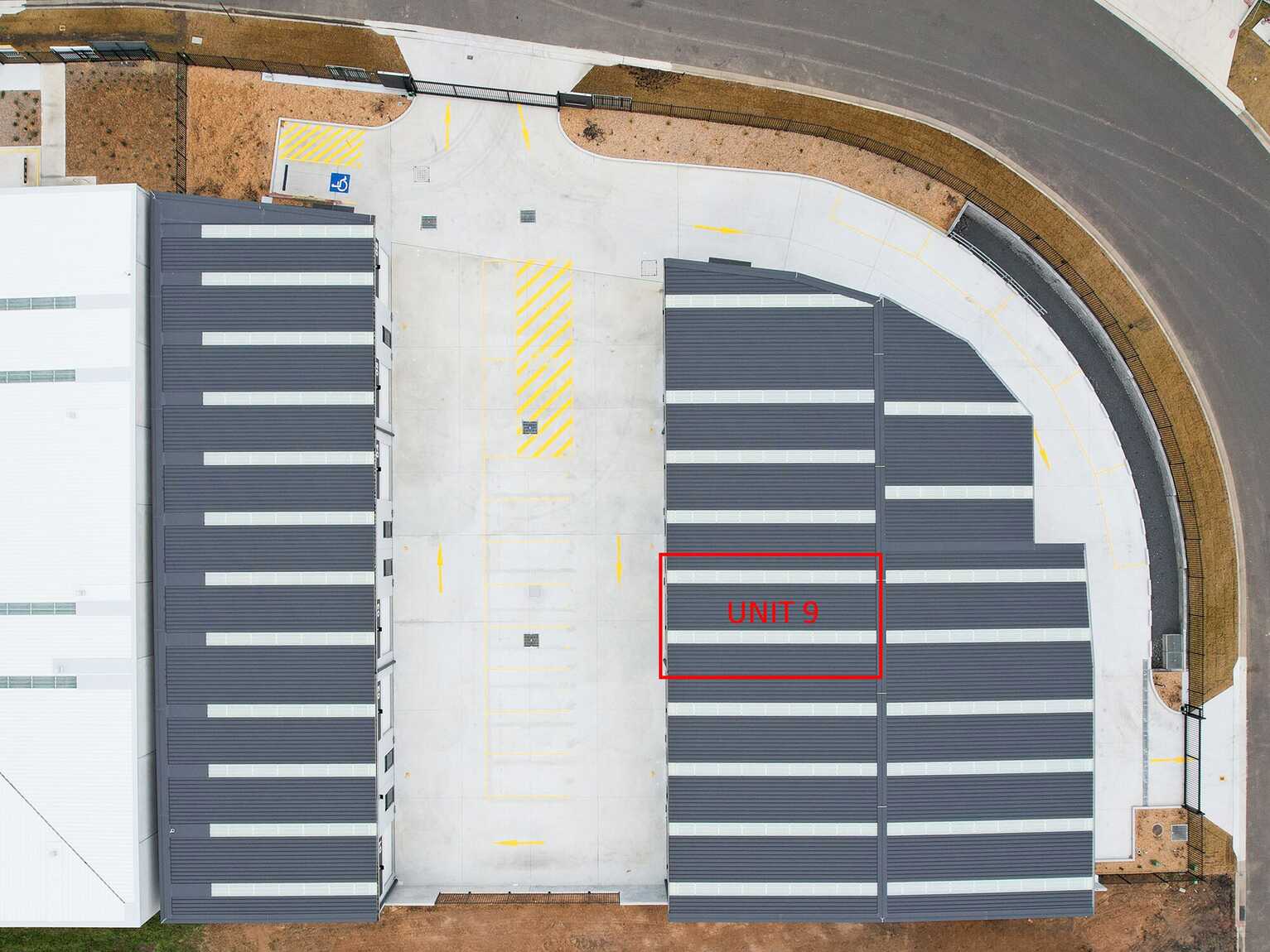 9/2 Red Fields Road Moss Vale