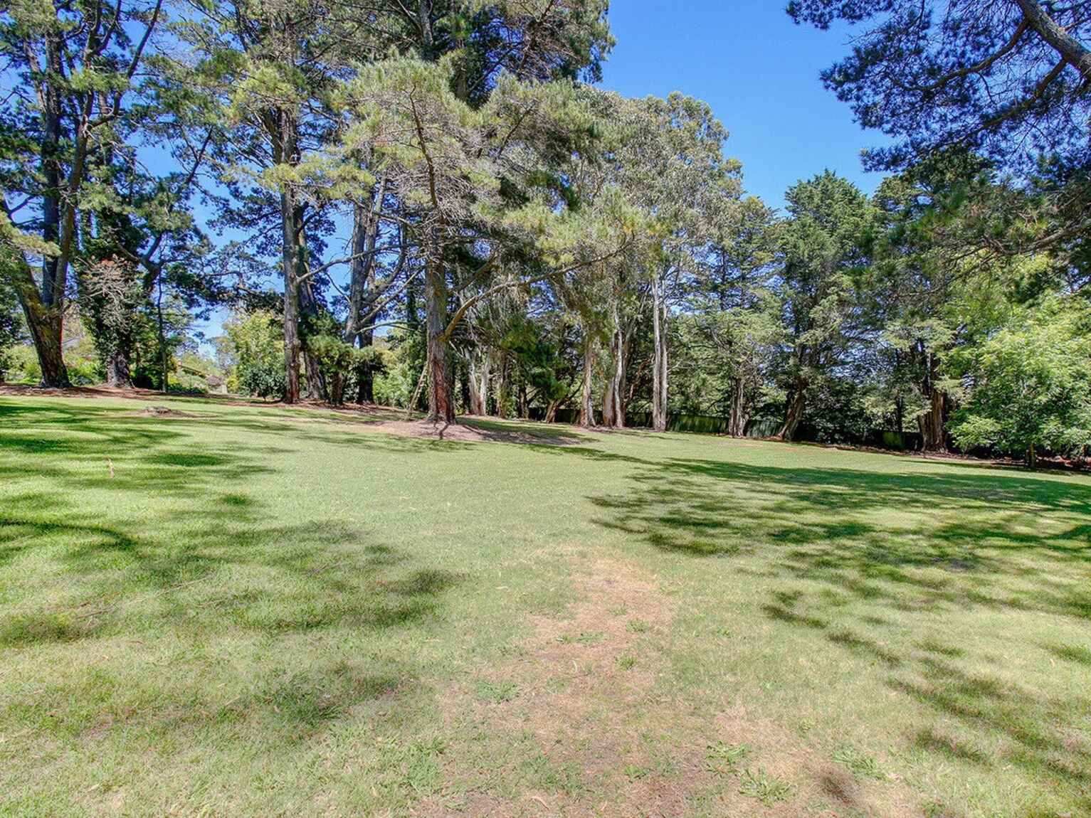 31-33 Robertson Road Moss Vale