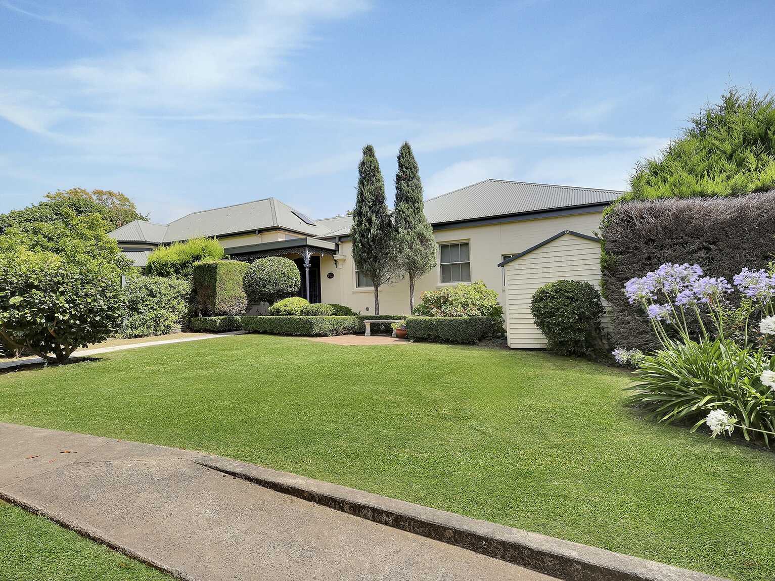 2/12 Arthur Street Moss Vale