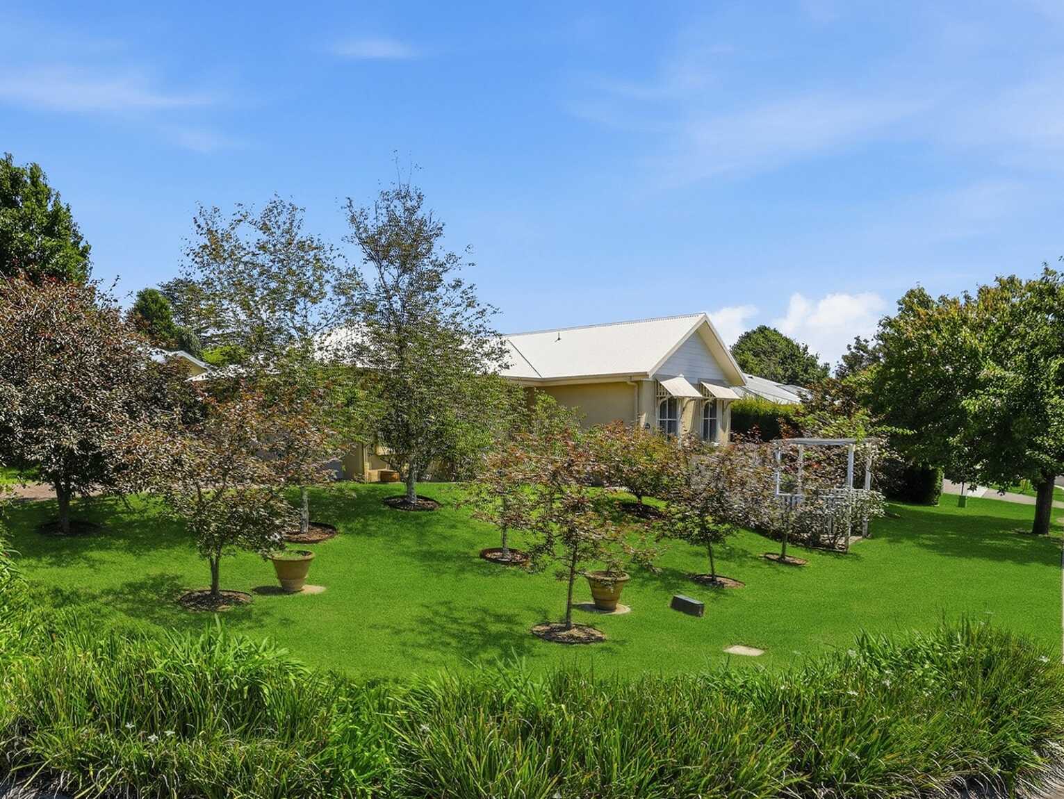 2 Lansdown Place Moss Vale