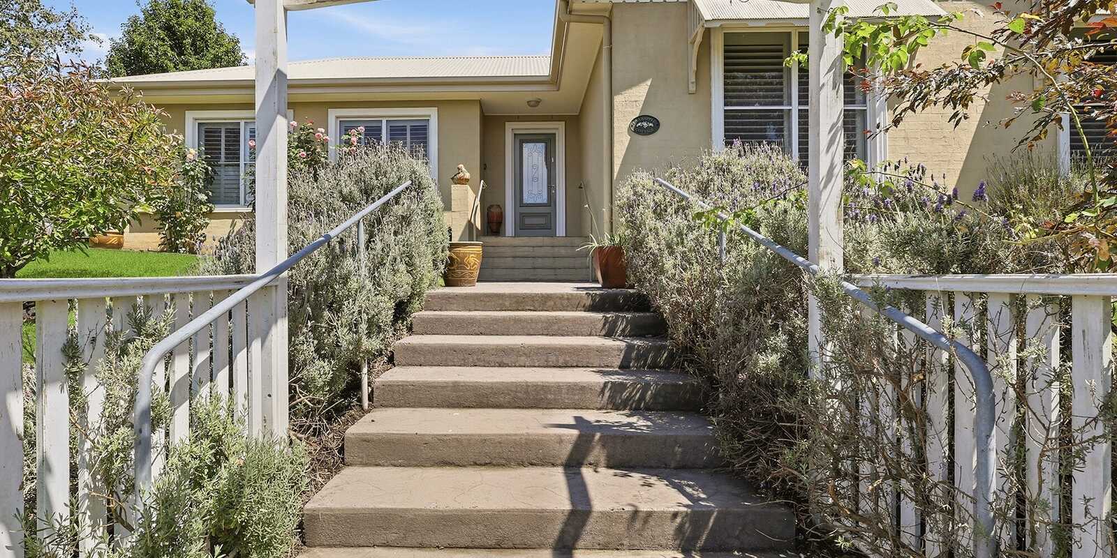 2 Lansdown Place Moss Vale