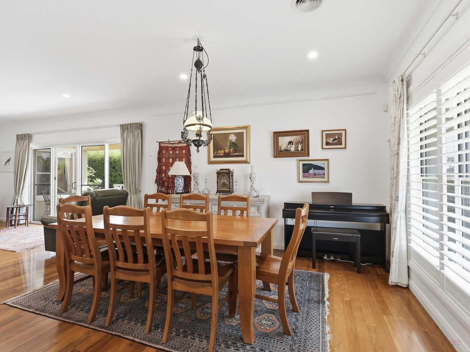 2 Lansdown Place Moss Vale