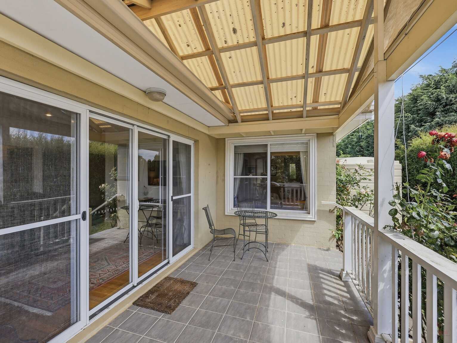 2 Lansdown Place Moss Vale