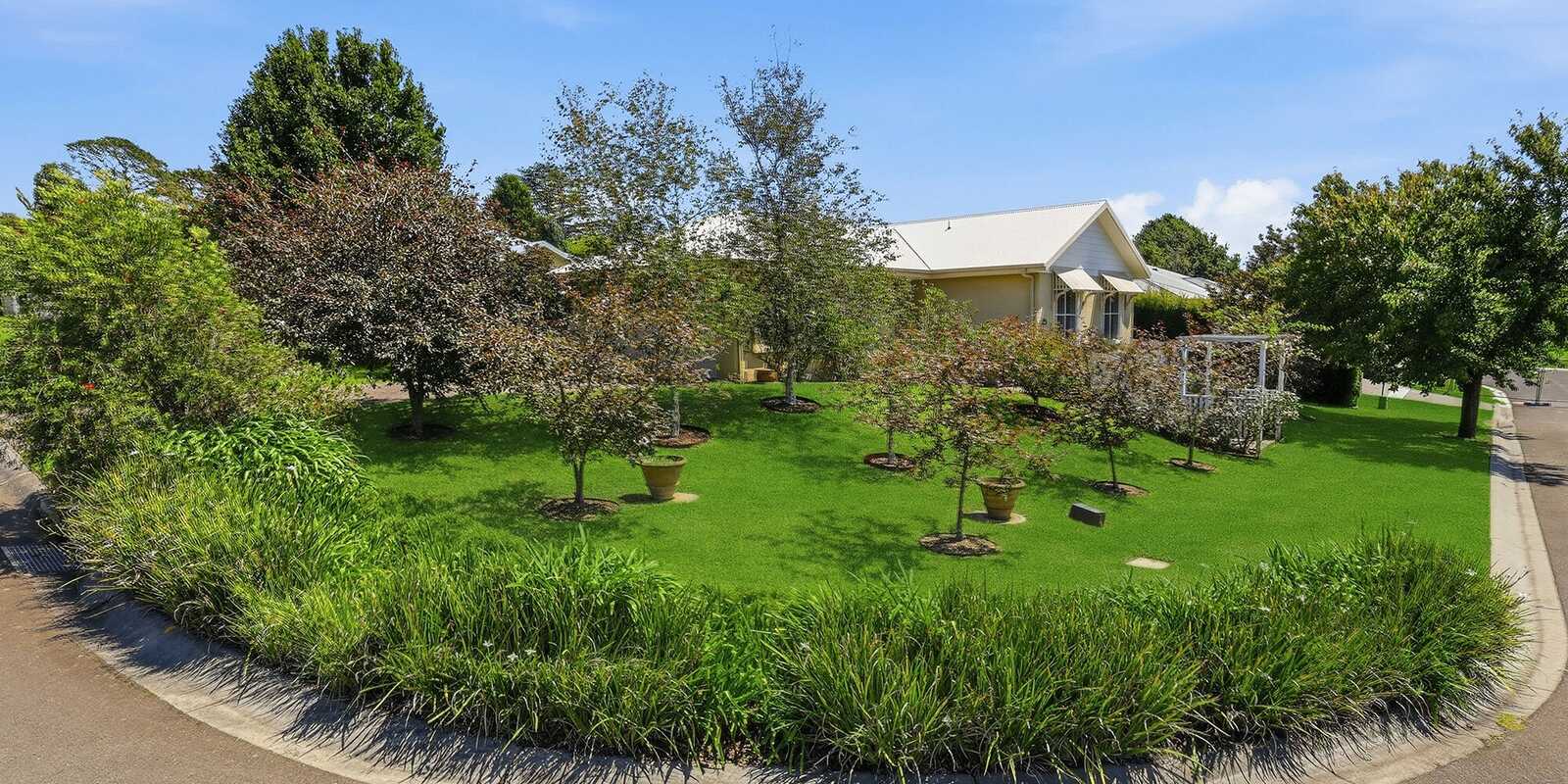 2 Lansdown Place Moss Vale