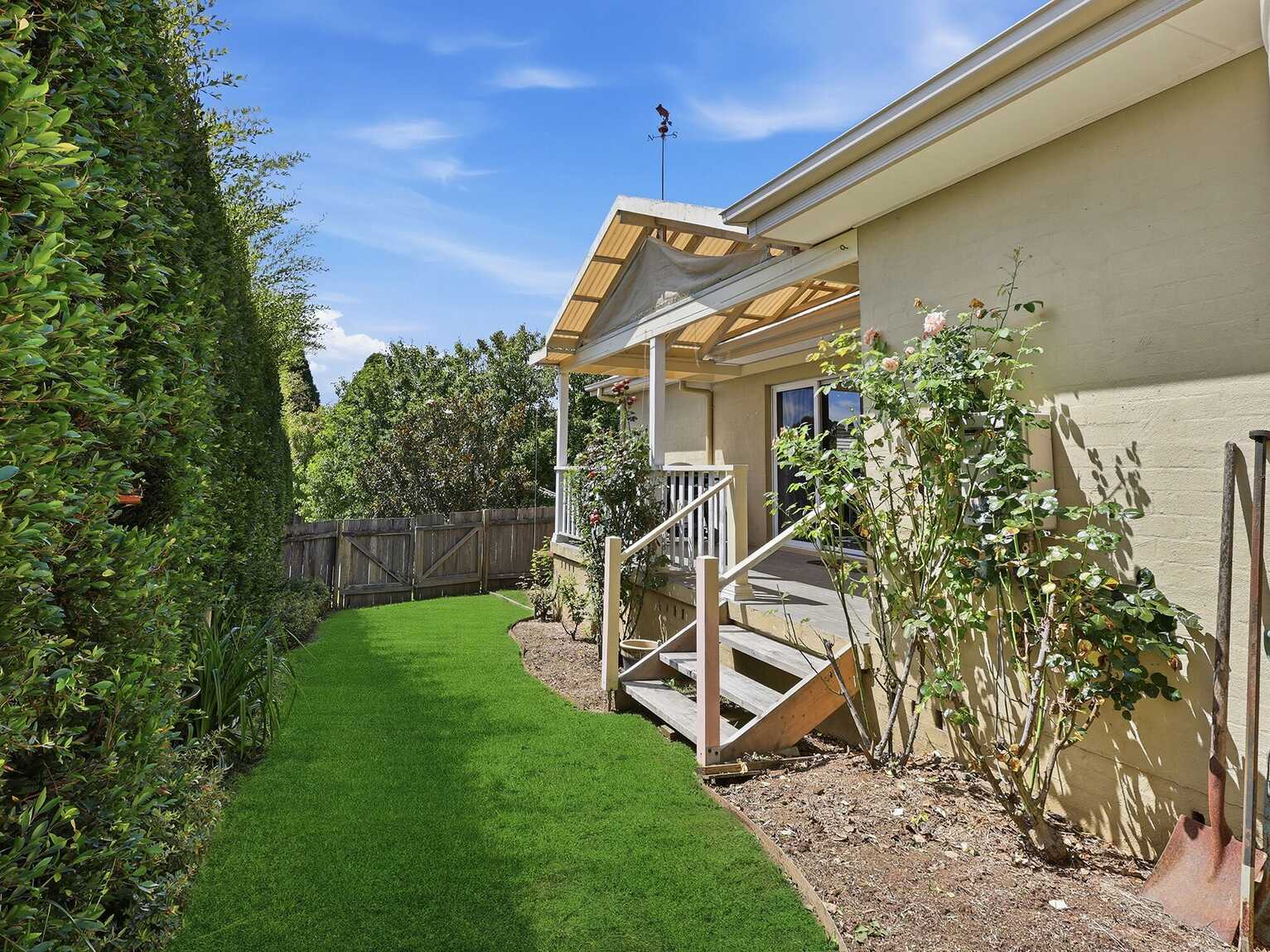 2 Lansdown Place Moss Vale