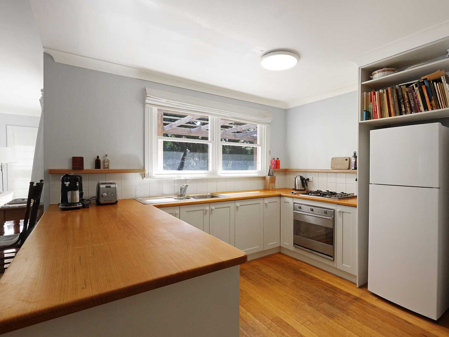 12-14 Middle Road Exeter