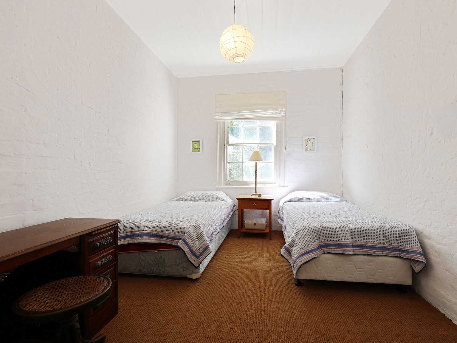 12-14 Middle Road Exeter