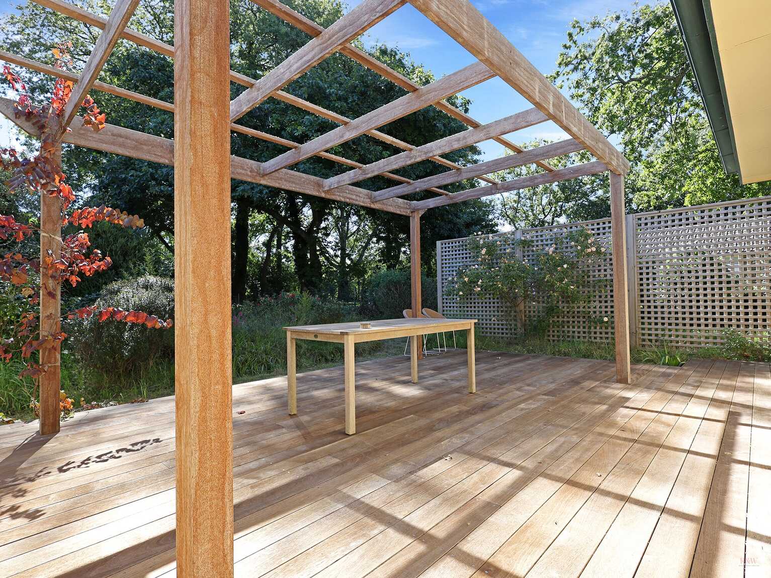 12-14 Middle Road Exeter