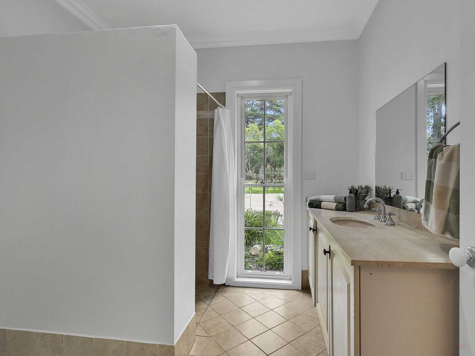 42 Suttor Road Moss Vale