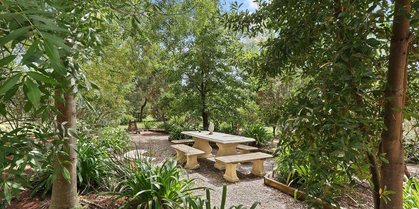 9 Farnborough Drive Moss Vale