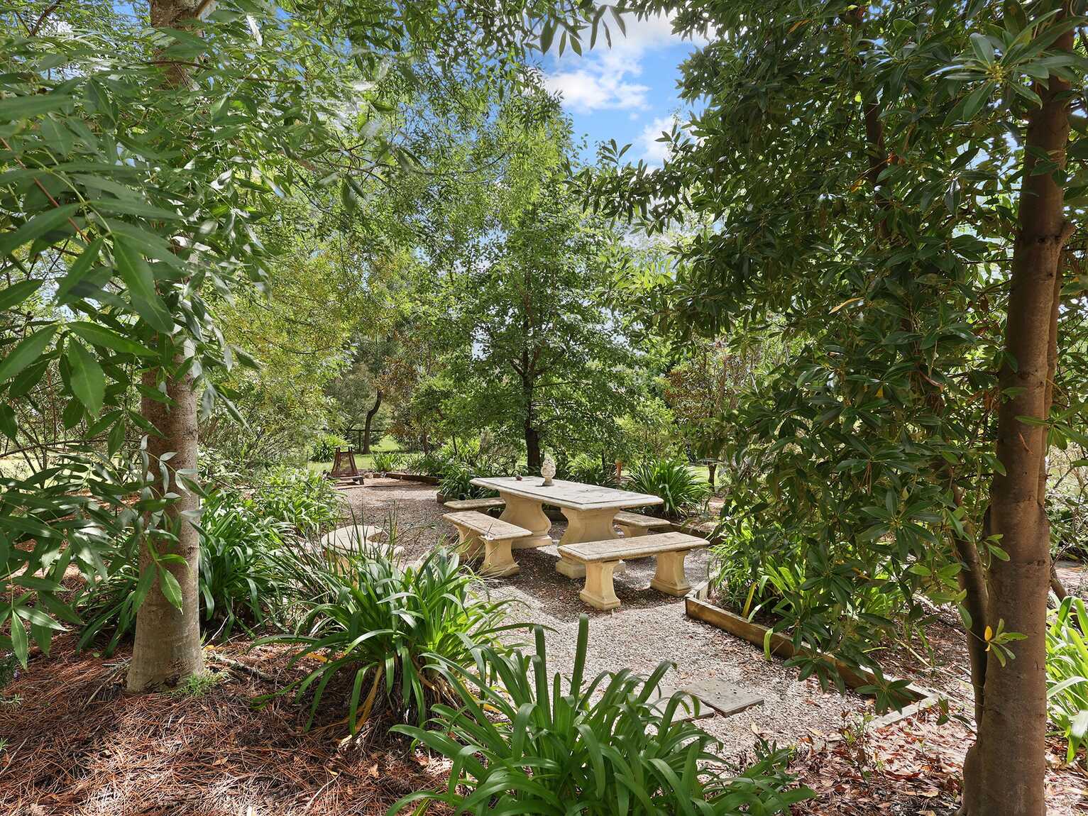 9 Farnborough Drive Moss Vale