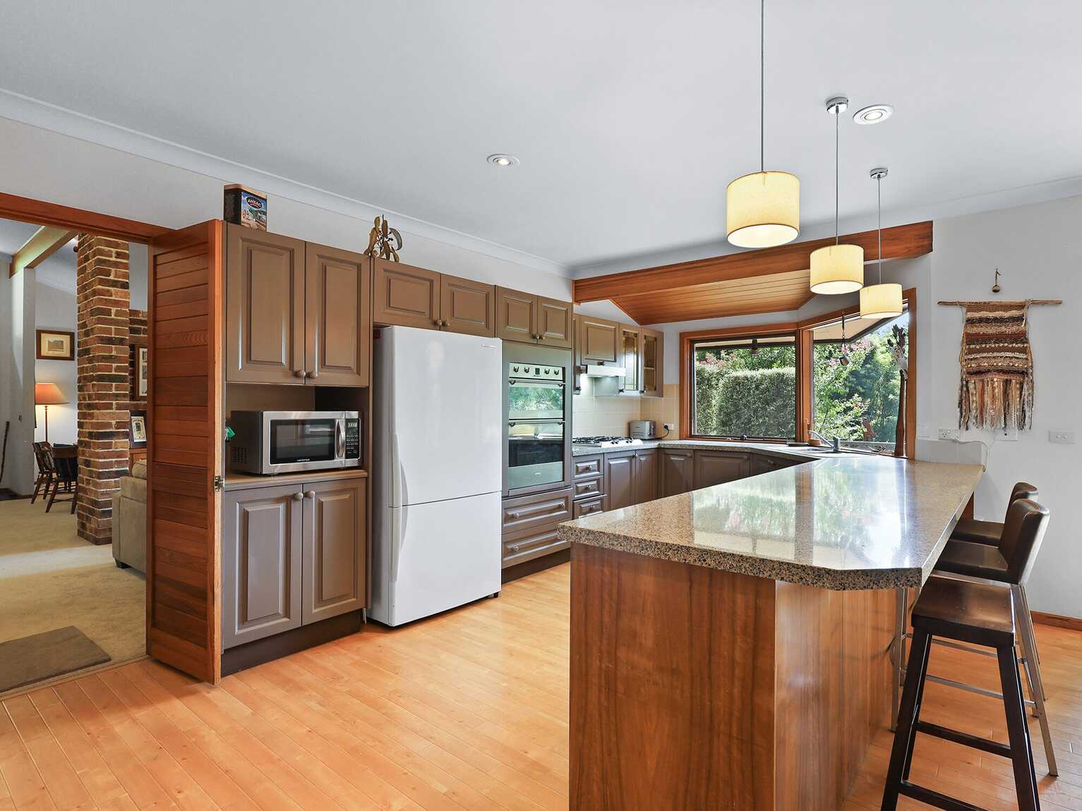 9 Farnborough Drive Moss Vale