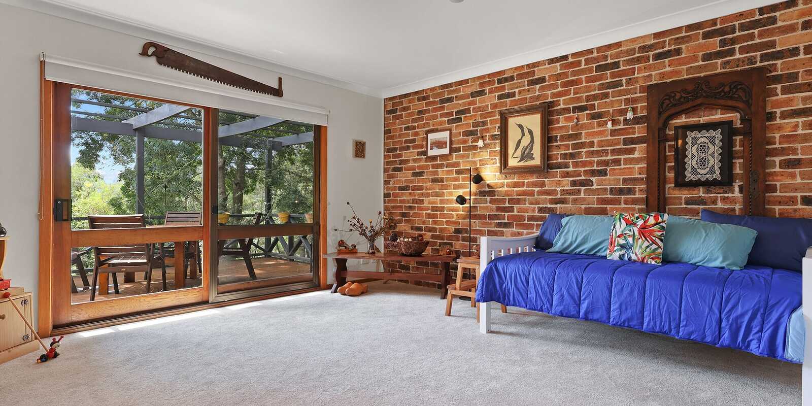 9 Farnborough Drive Moss Vale