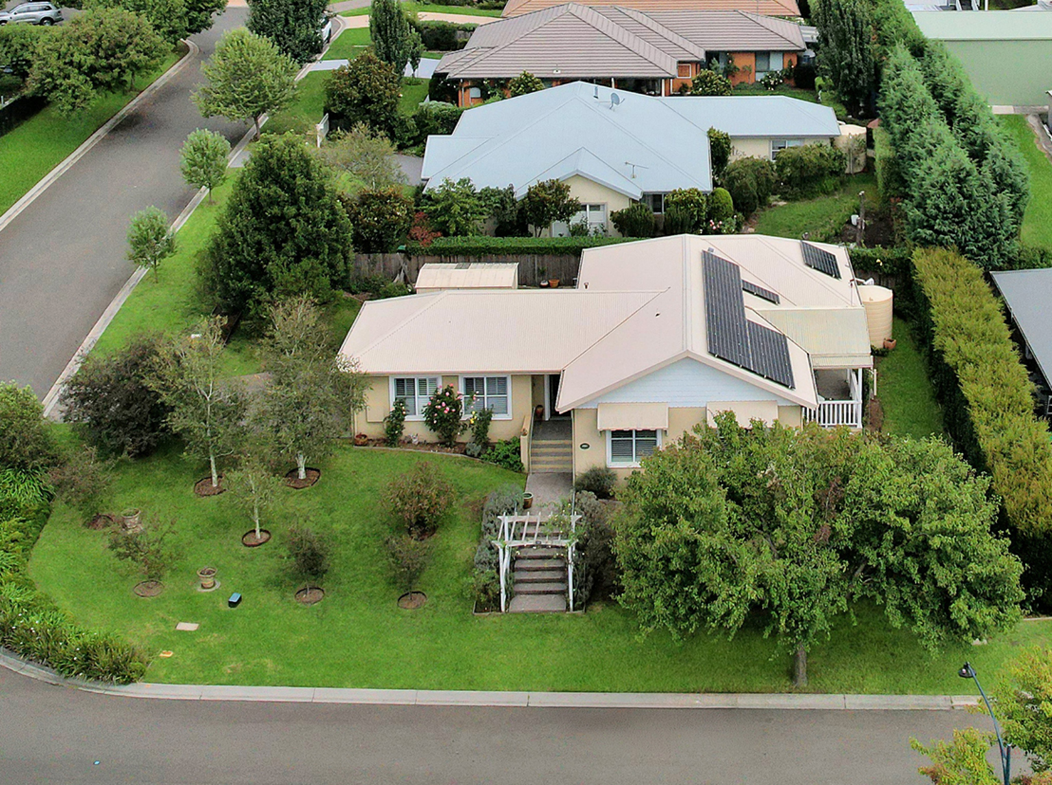 2 Lansdown Place Moss Vale