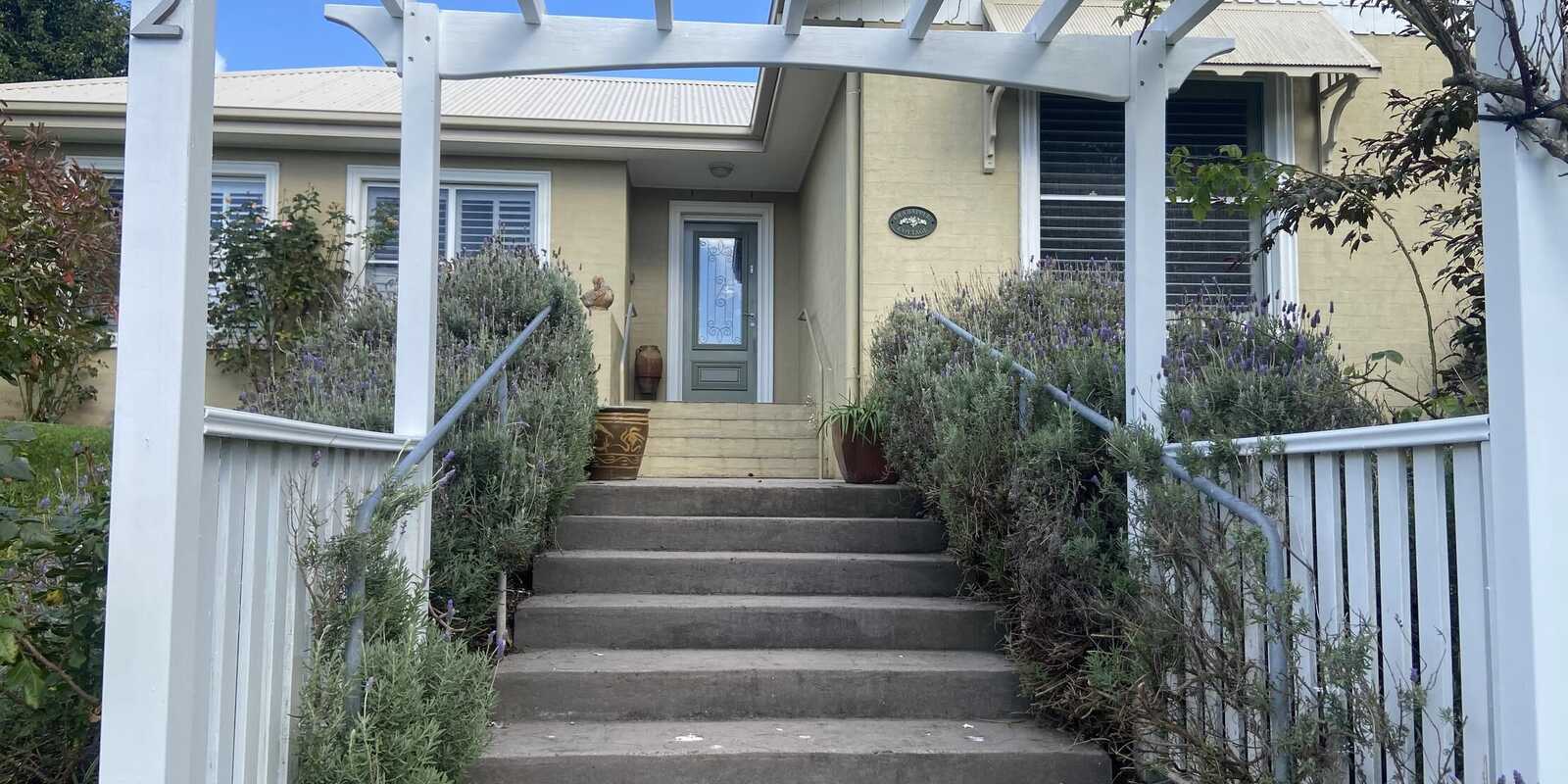 2 Lansdown Place Moss Vale
