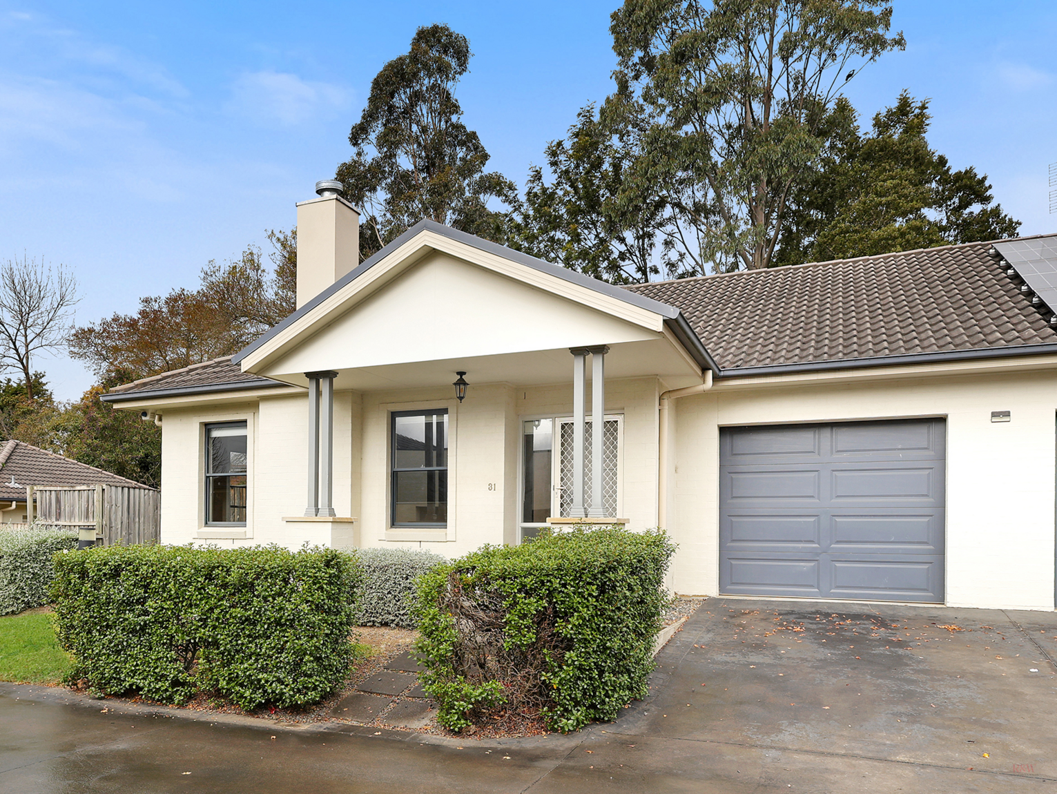 31/3 suttor Road Moss Vale