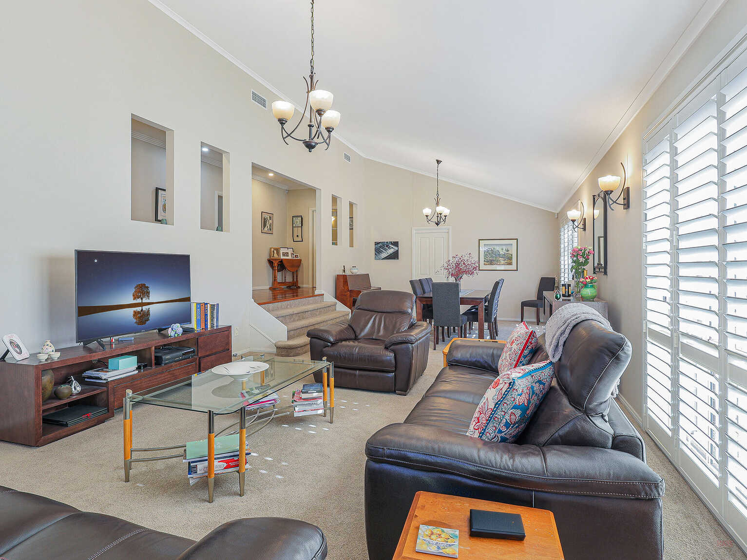 111 Werombi Road Grasmere 111 Werombi Road Grasmere