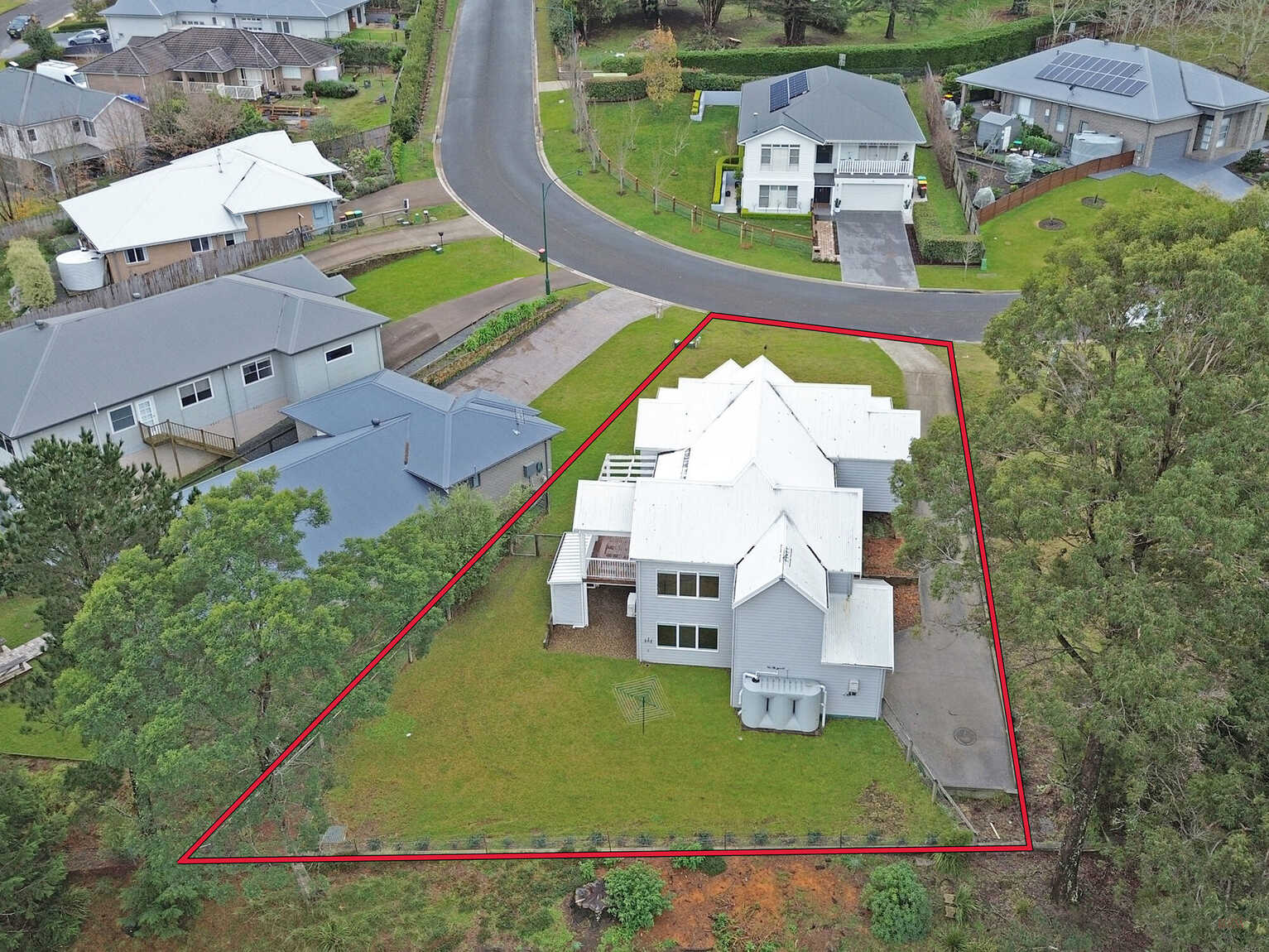 12 Rochester Drive Bundanoon 12 Rochester Drive Bundanoon