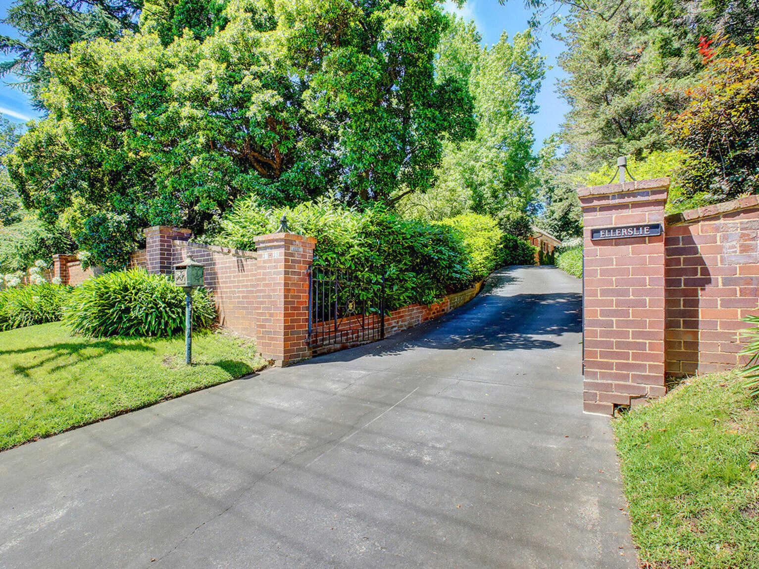 31-33 Robertson Road Moss Vale 31-33 Robertson Road Moss Vale