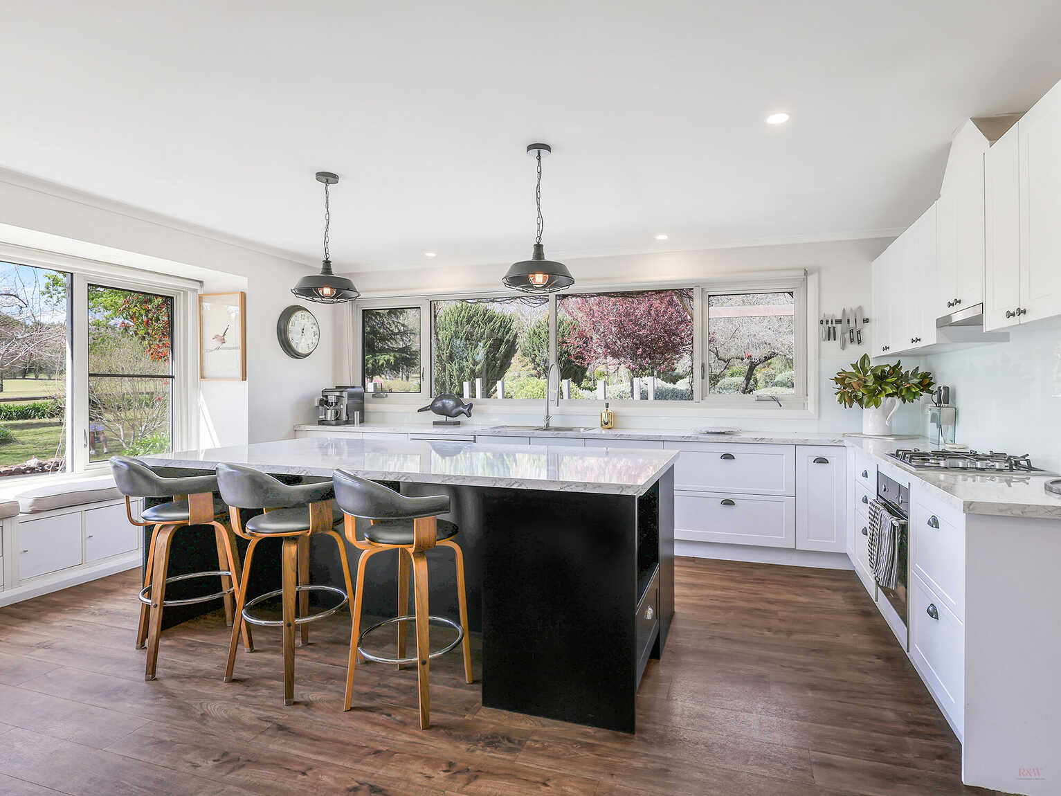 'Winter Hill' 2233 Canyonleigh Road Canyonleigh