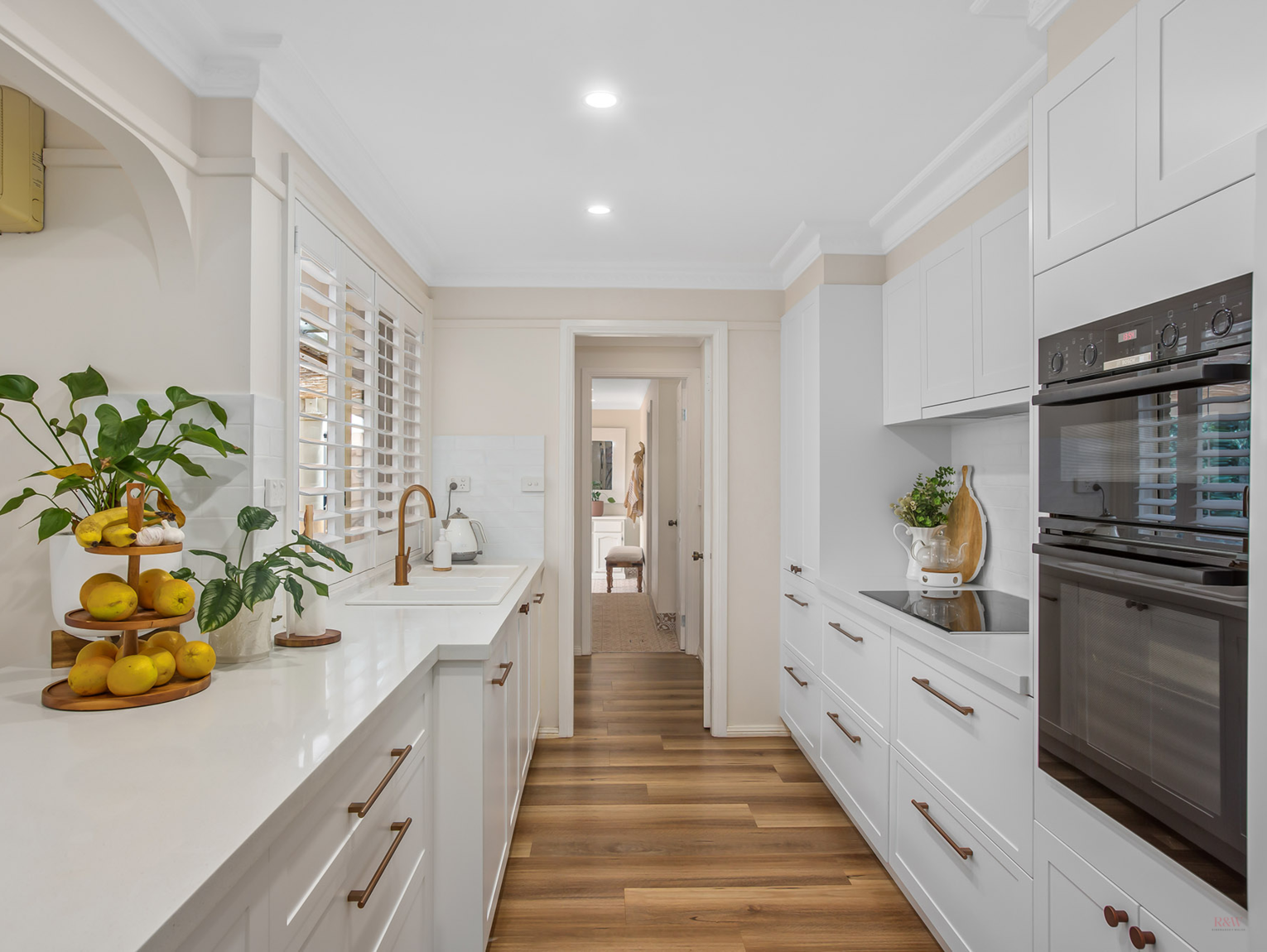 71 Middle Road Exeter