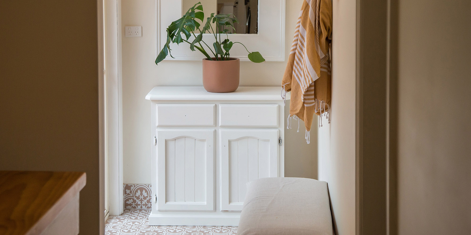 71 Middle Road Exeter