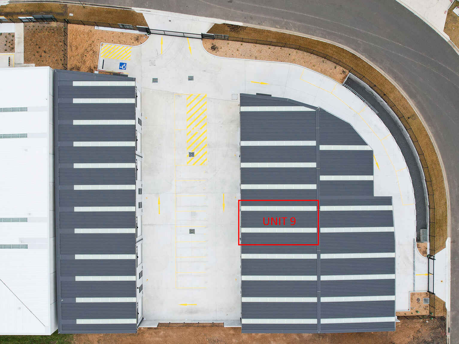 9/2 Red Fields Road Moss Vale