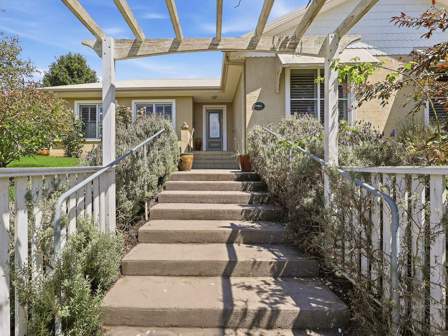 2 Lansdown Place Moss Vale 2 Lansdown Place Moss Vale