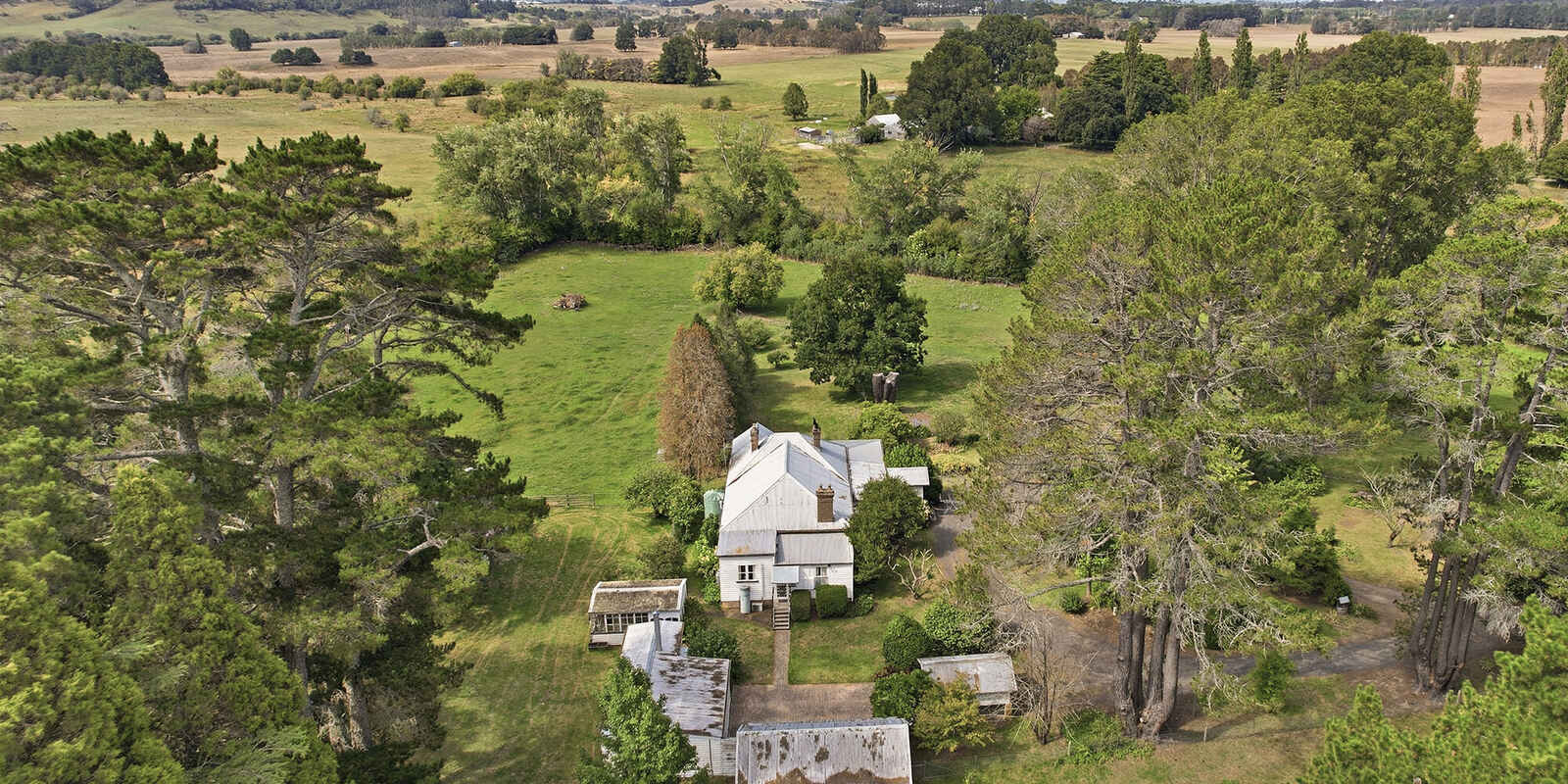 'Inverary' 7310 Illawarra Highway Sutton Forest