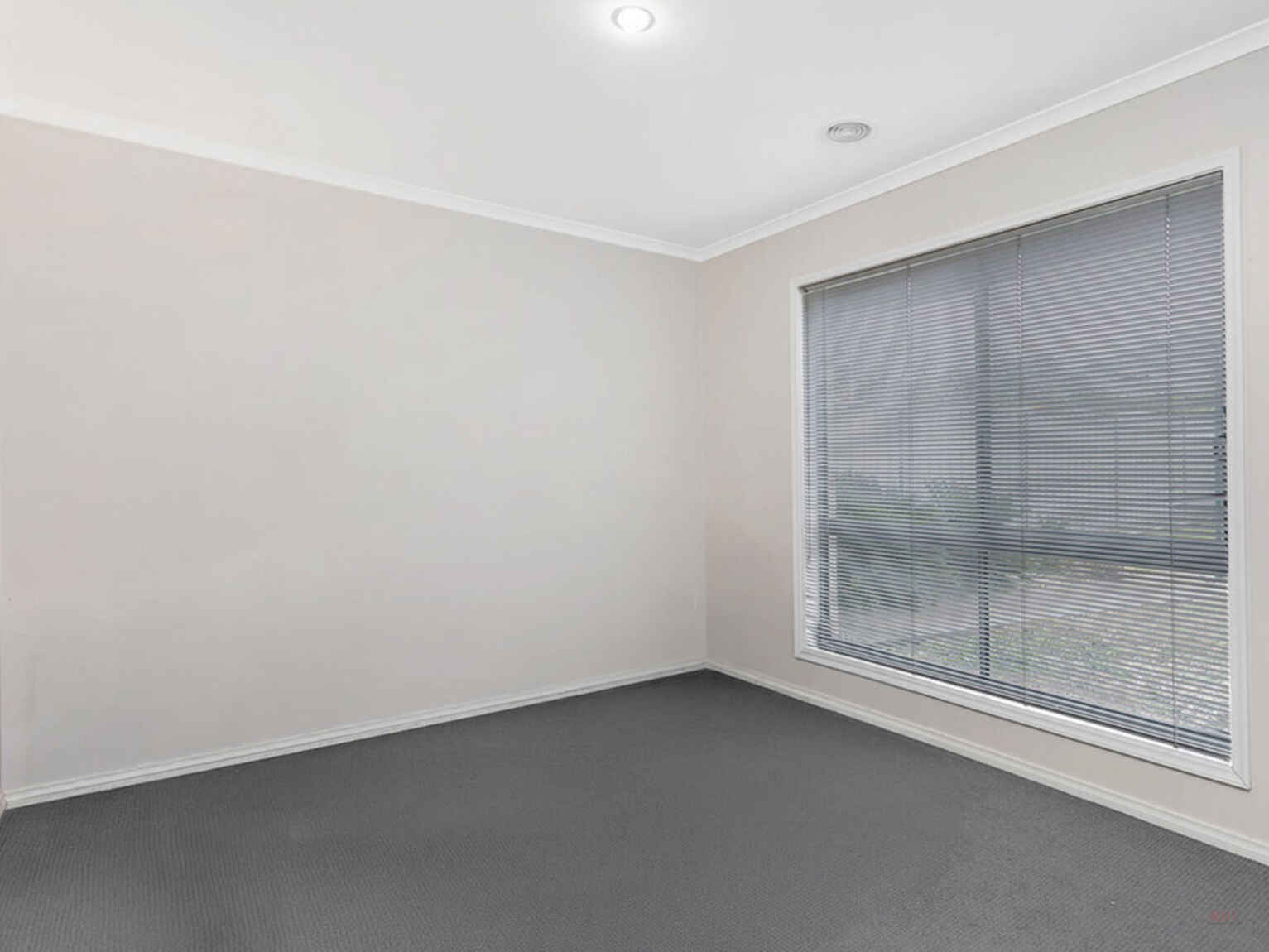 212 Kaitlers Road Springdale Heights