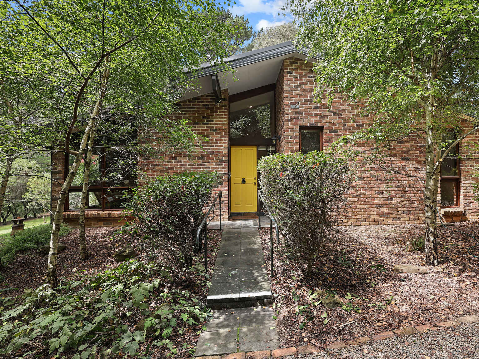 9 Farnborough Drive Moss Vale