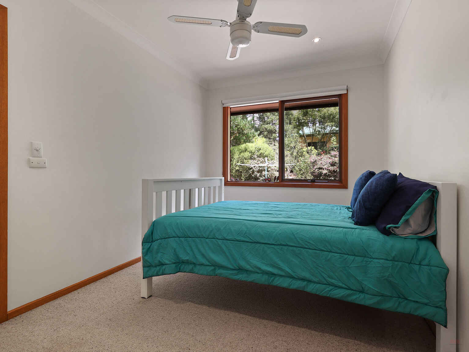 9 Farnborough Drive Moss Vale