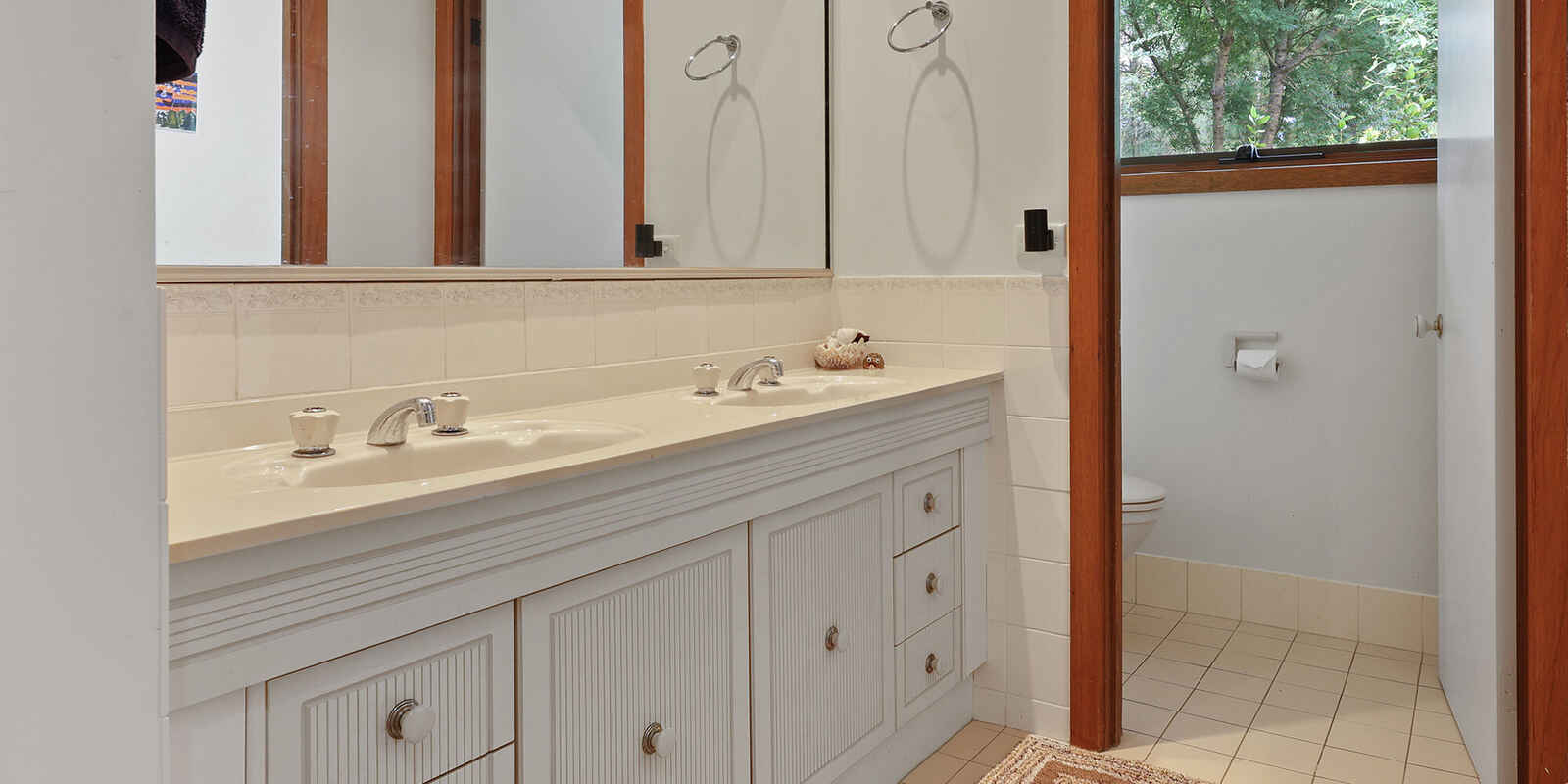 9 Farnborough Drive Moss Vale