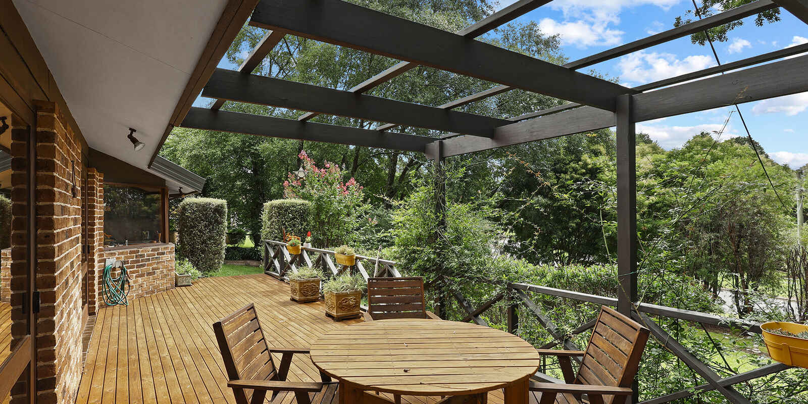 9 Farnborough Drive Moss Vale