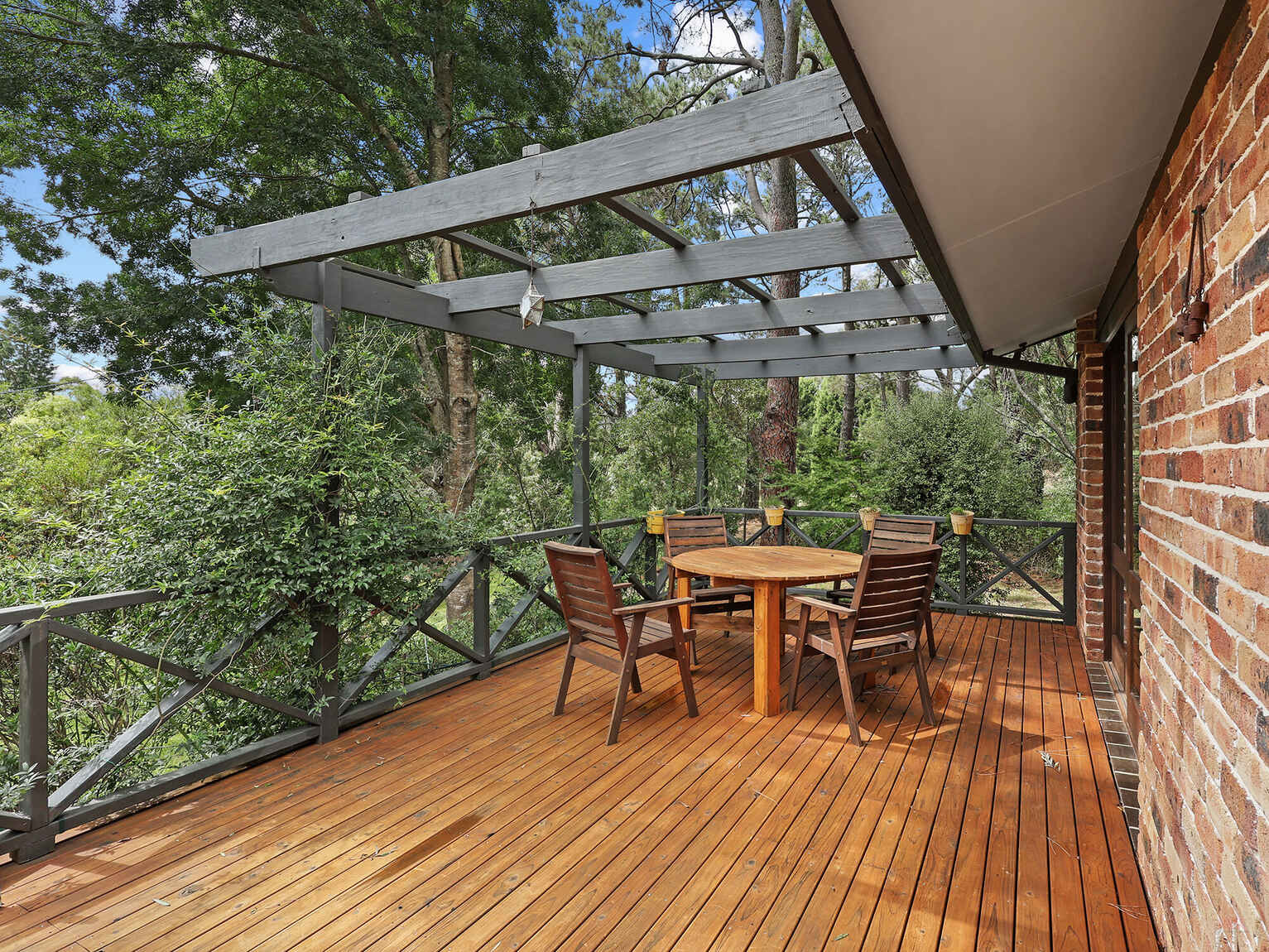 9 Farnborough Drive Moss Vale