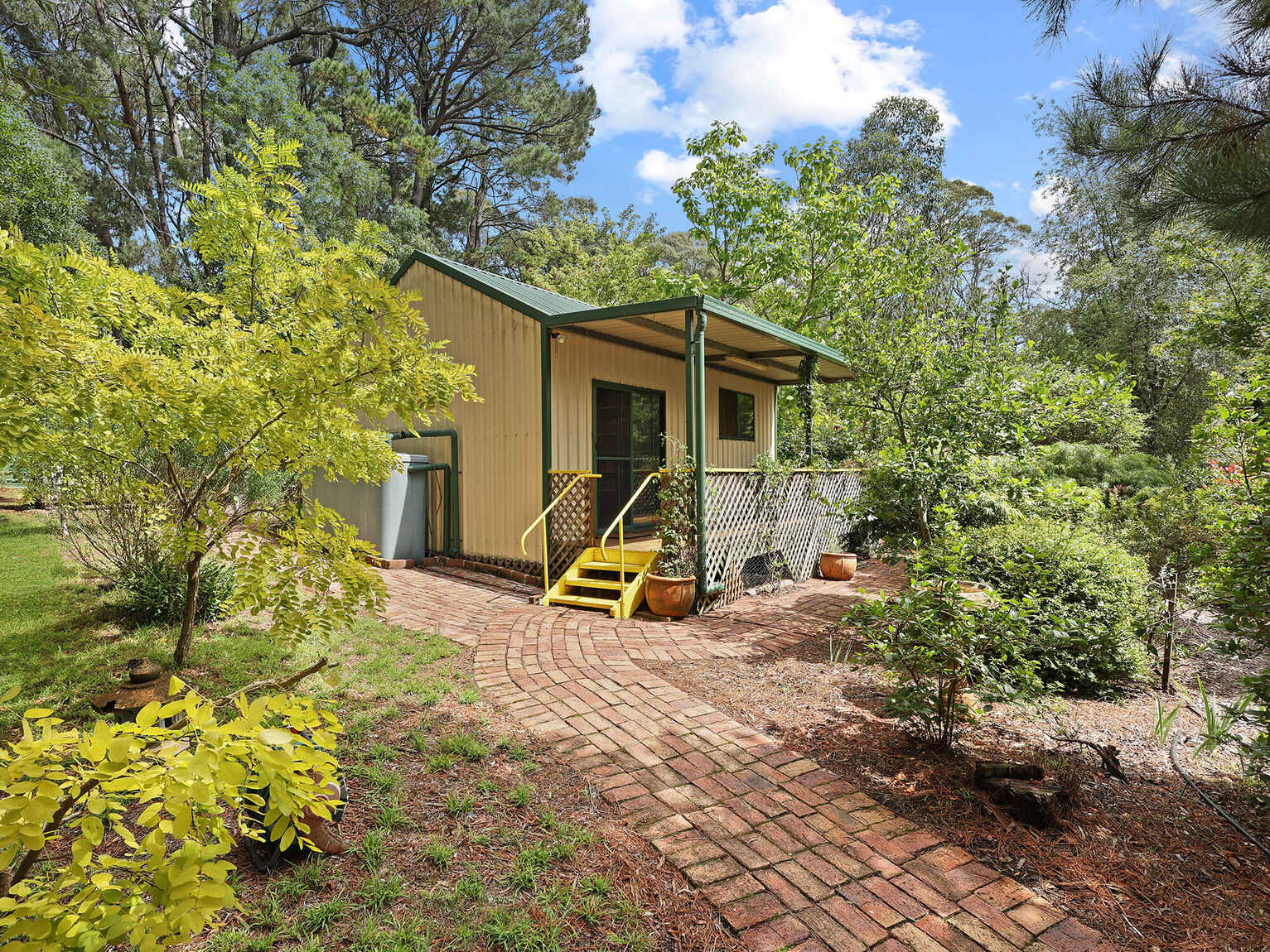 9 Farnborough Drive Moss Vale