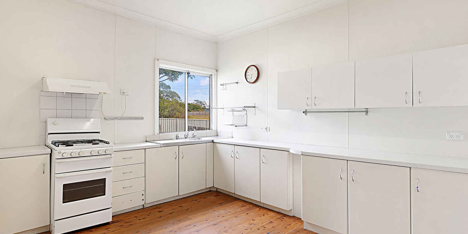 8 Railway Parade Marulan