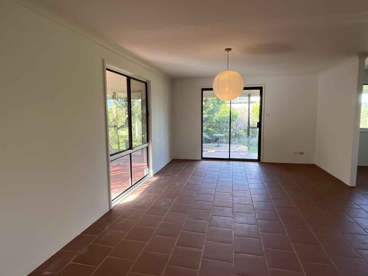 31 Caalong Street Robertson