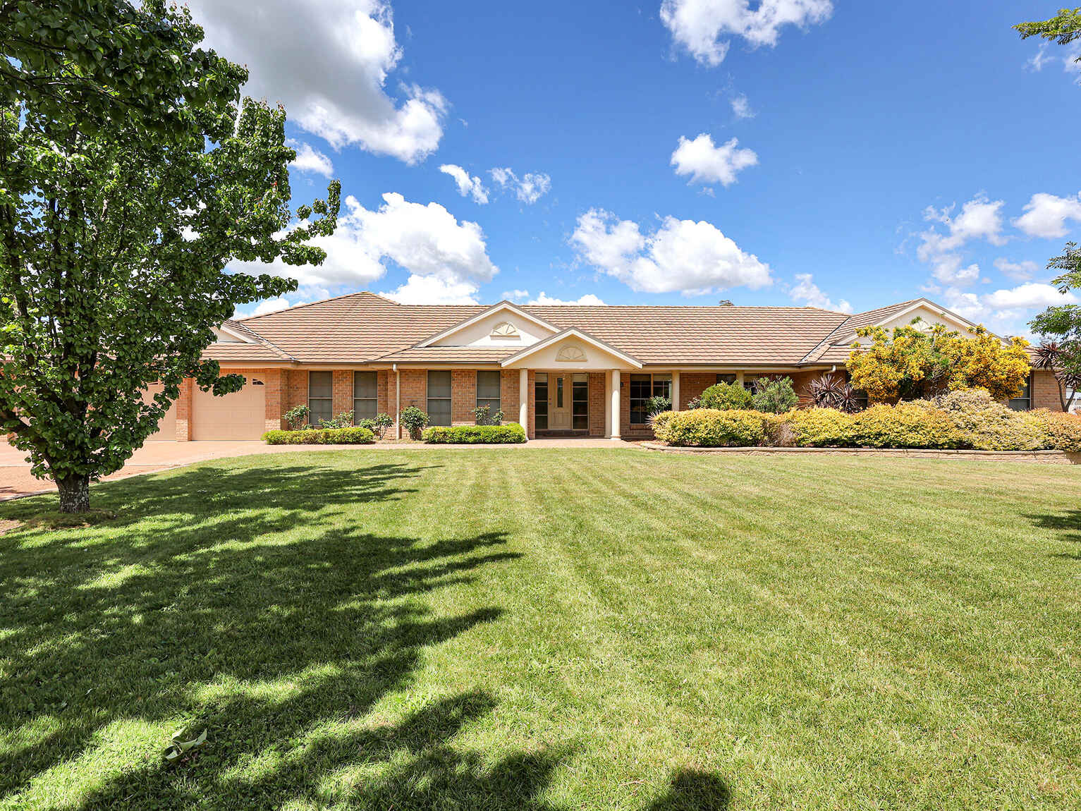 27 Woodside Drive Moss Vale 27 Woodside Drive Moss Vale