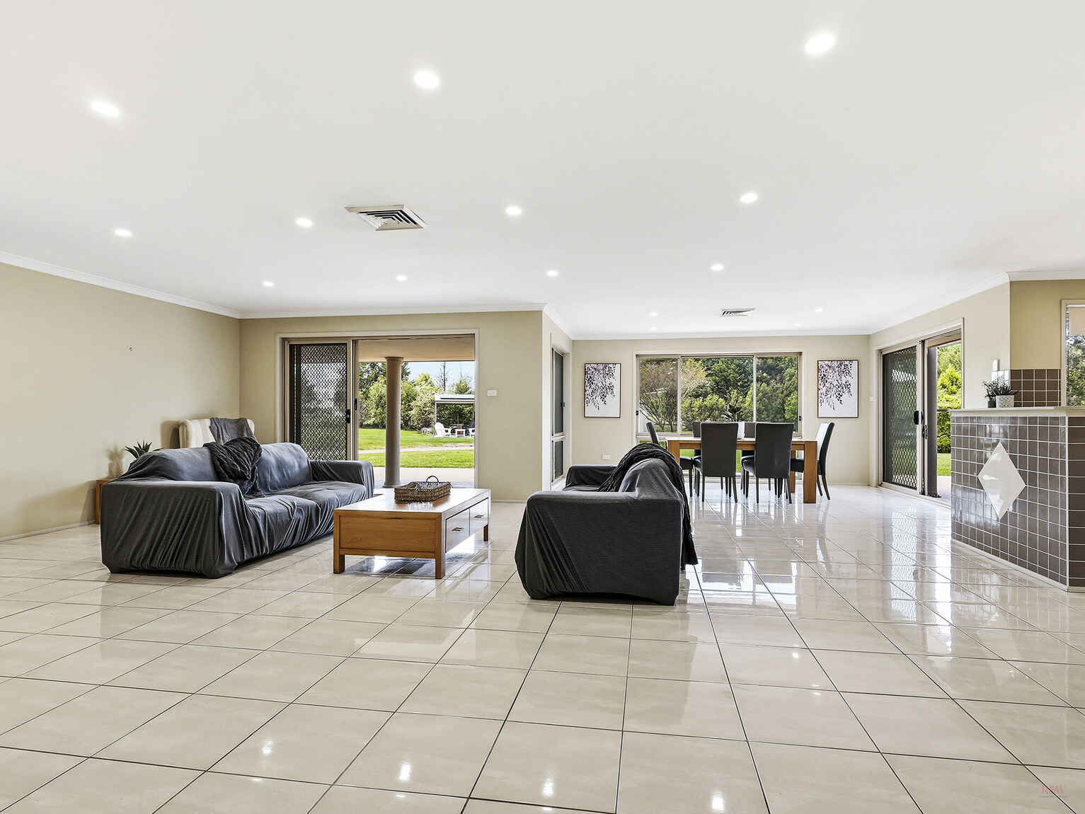 27 Woodside Drive Moss Vale 27 Woodside Drive Moss Vale