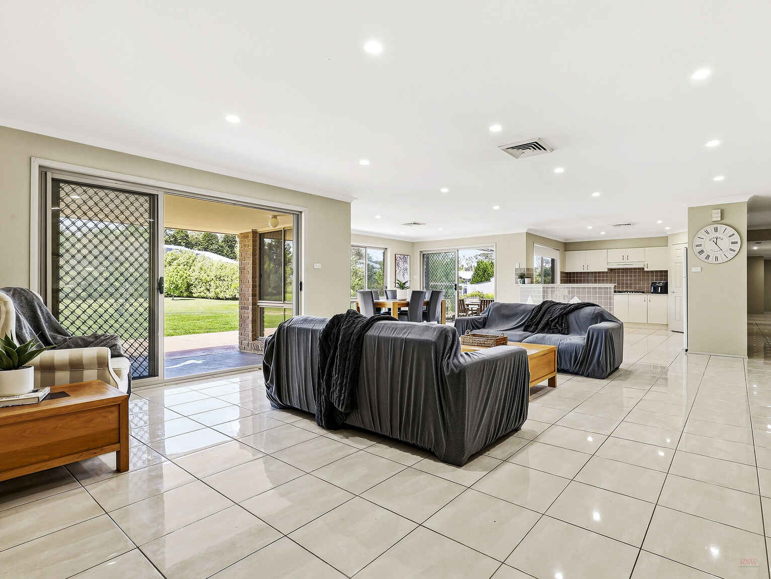 27 Woodside Drive Moss Vale 27 Woodside Drive Moss Vale